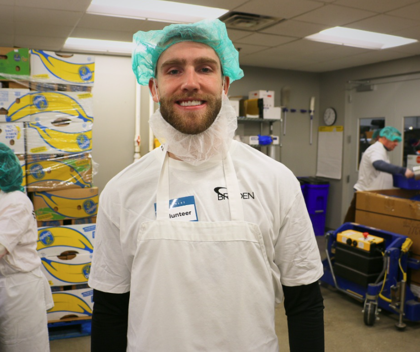 Braden Smith with hair net